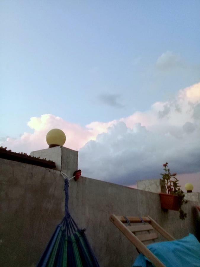 Guest House Sky Plus Tbilisi Eksteriør billede