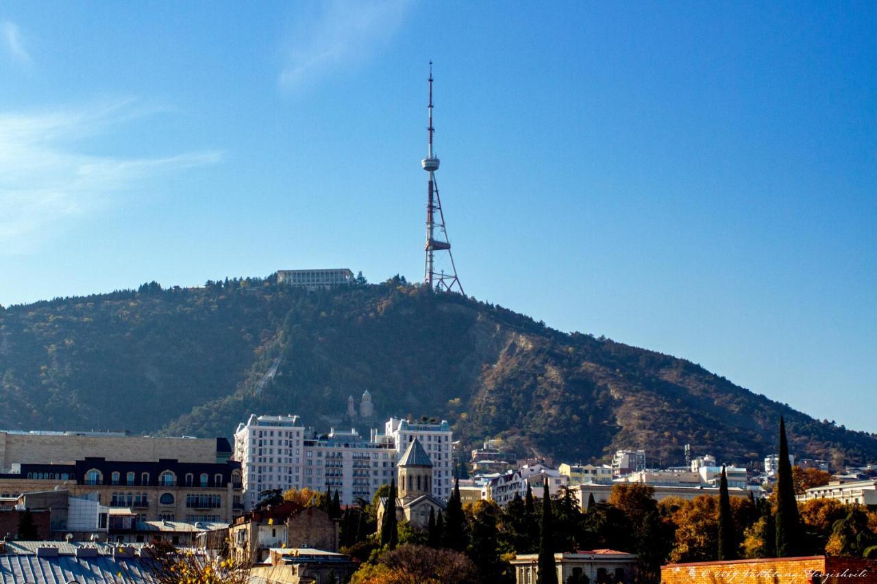 Guest House Sky Plus Tbilisi Eksteriør billede